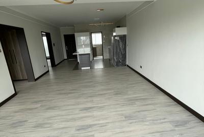 2 Bed Apartment with En Suite in Riverside - 3