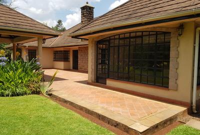 4 Bed House with En Suite in Karen - 2