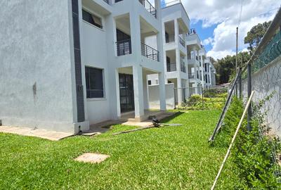 5 Bed Townhouse with En Suite at Lavington Green - 4