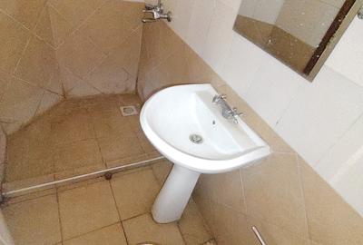 3 Bed Apartment with Swimming Pool in Kilimani - 3