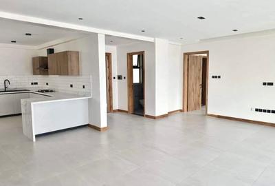 4 Bed Apartment with En Suite in Spring Valley - 3