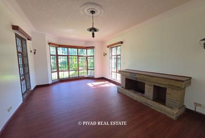 5 Bed House with Swimming Pool in Runda - 3