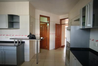 3 Bed Apartment with En Suite at Rhapta Road