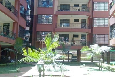 4 Bed Apartment with En Suite at Kingara Road - 3