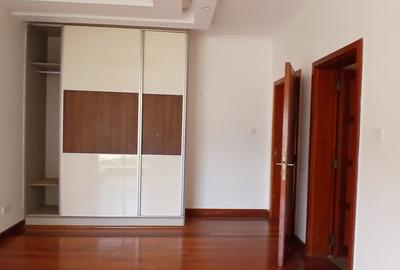 4 Bed Townhouse with En Suite at Kaputei Gardens - 4