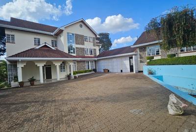 7 Bed House with En Suite at Mimosa