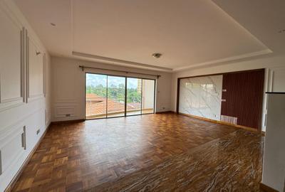 3 Bed Apartment with En Suite in Kileleshwa