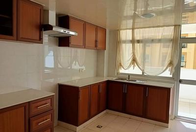 Office in Kilimani - 2