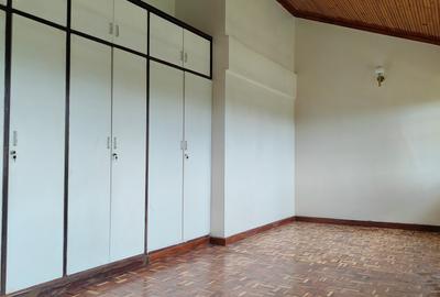 7 Bed House with En Suite at Thigiri Drive