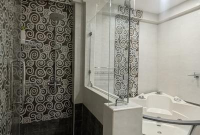 Serviced 3 Bed Apartment with En Suite at Church Road - 4