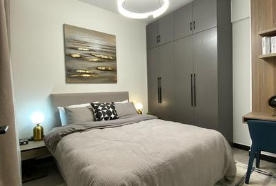 2 Bed Apartment with En Suite in Lavington