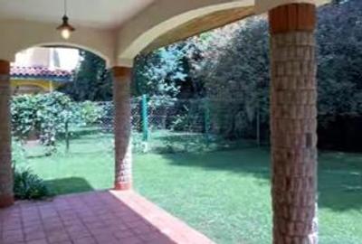 4 Bed Townhouse with En Suite at Lavington Green - 4