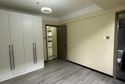 2 Bed Apartment with En Suite in Kilimani - 3