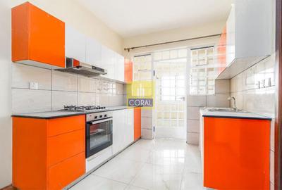 3 Bed Apartment with En Suite in Lavington