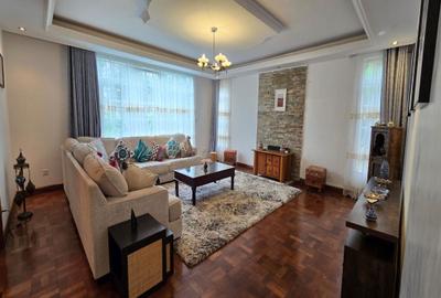4 Bed House with En Suite in Runda - 4
