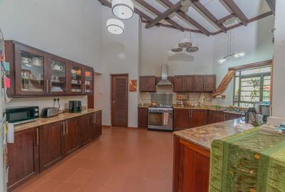 5 Bed Townhouse with En Suite in Kitisuru - 4