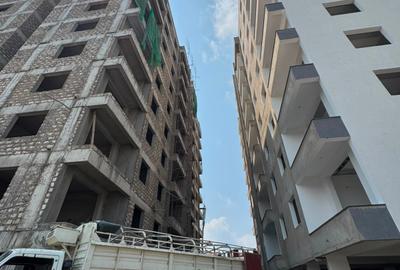 Serviced 3 Bed Apartment with Swimming Pool at Parklane - 3