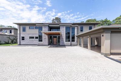 5 Bed Townhouse with En Suite in Muthaiga