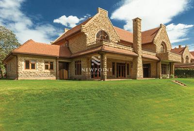 5 Bed House with En Suite at Windy Ridge