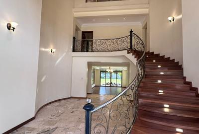 5 Bed Villa with En Suite in Karen - 4