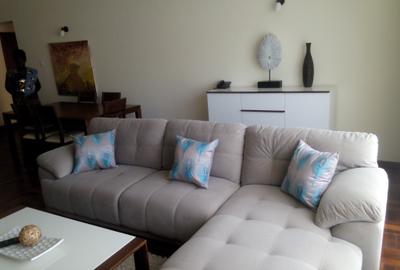 Furnished 2 Bed Apartment with En Suite at Riverside Drive