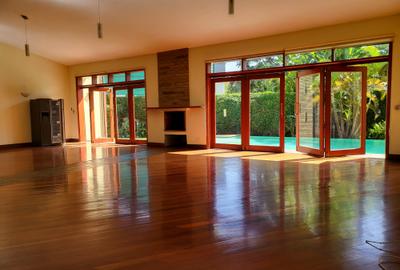 4 Bed House with En Suite in Runda - 4