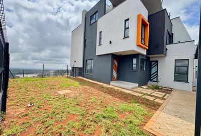 4 Bed Townhouse with En Suite in Kiambu Road