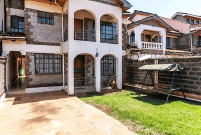 5 Bed Townhouse with En Suite at St.mary Road