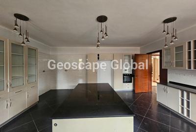 4 Bed House with En Suite in Muthaiga - 4
