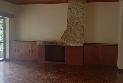 5 Bed House with En Suite at Off Redhill Road - 3