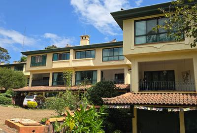 4 Bed Townhouse with En Suite at Kyuna Villas