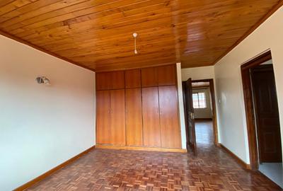 3 Bed Apartment with En Suite at Lavington