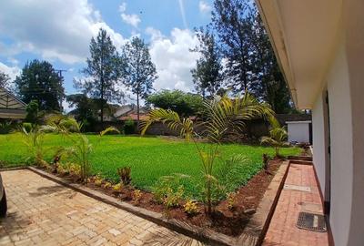 6 Bed House with En Suite at Langata Road - 2