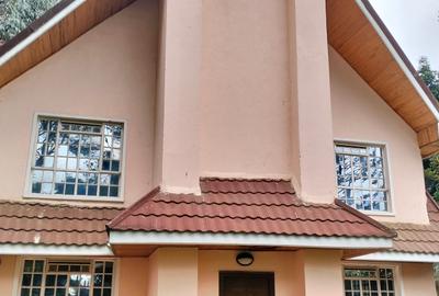 5 Bed Townhouse with En Suite in Lavington