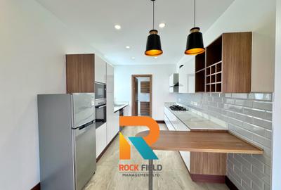 3 Bed Apartment with En Suite in Parklands - 3