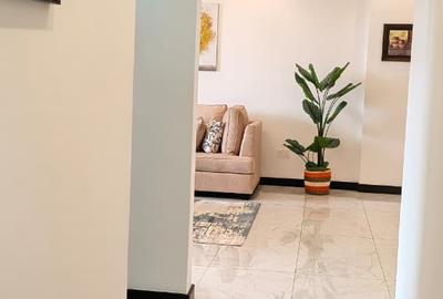 Serviced 2 Bed Apartment with En Suite at Brookside - 3