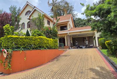 4 Bed Townhouse with En Suite at Lavington Green - 2