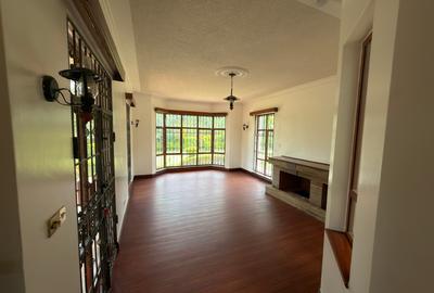 5 Bed Townhouse with En Suite in Runda - 3