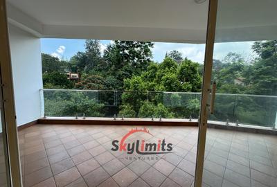 2 Bed Apartment with En Suite in Parklands