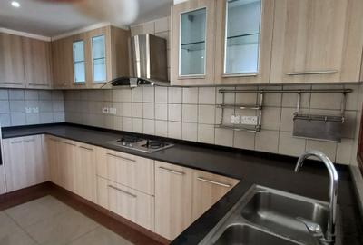 2 Bed Apartment with En Suite in Kileleshwa