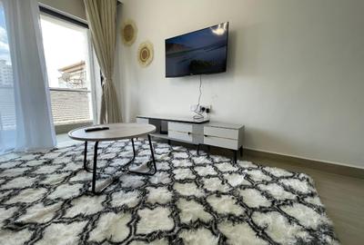 Serviced 1 Bed Apartment with Swimming Pool at - 4