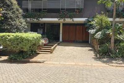 4 Bed Townhouse with En Suite at Kileleshwa