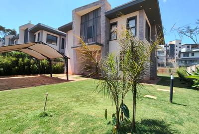 4 Bed Townhouse with En Suite at Loresho - 2