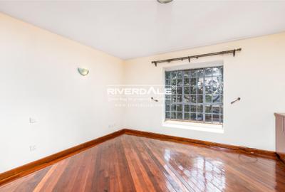 2 Bed Apartment with En Suite in Westlands Area - 2