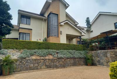 4 Bed House with En Suite in Kitisuru