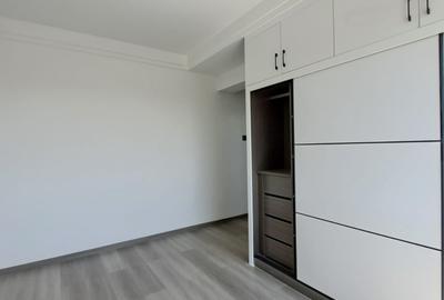 2 Bed Apartment with En Suite at Westlands - 4