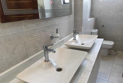 4 Bed Apartment with En Suite at Kileleshwa