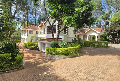 4 Bed House with En Suite in Runda