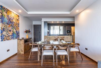 3 Bed Apartment with En Suite in Brookside