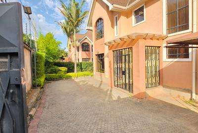 4 Bed Townhouse with En Suite at Lavington Green